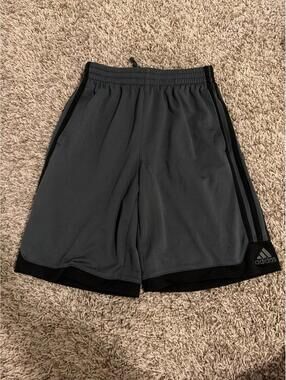 Boys Adidas Gray Black Athletic Shorts M - Comfortable Fit Casual